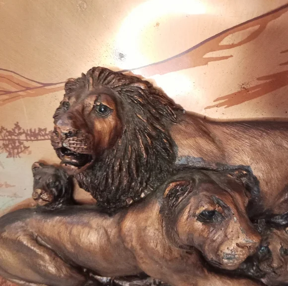 Mid Century Modern Copper Wood Look African Lion Lioness Cubs Family 3D Picture
